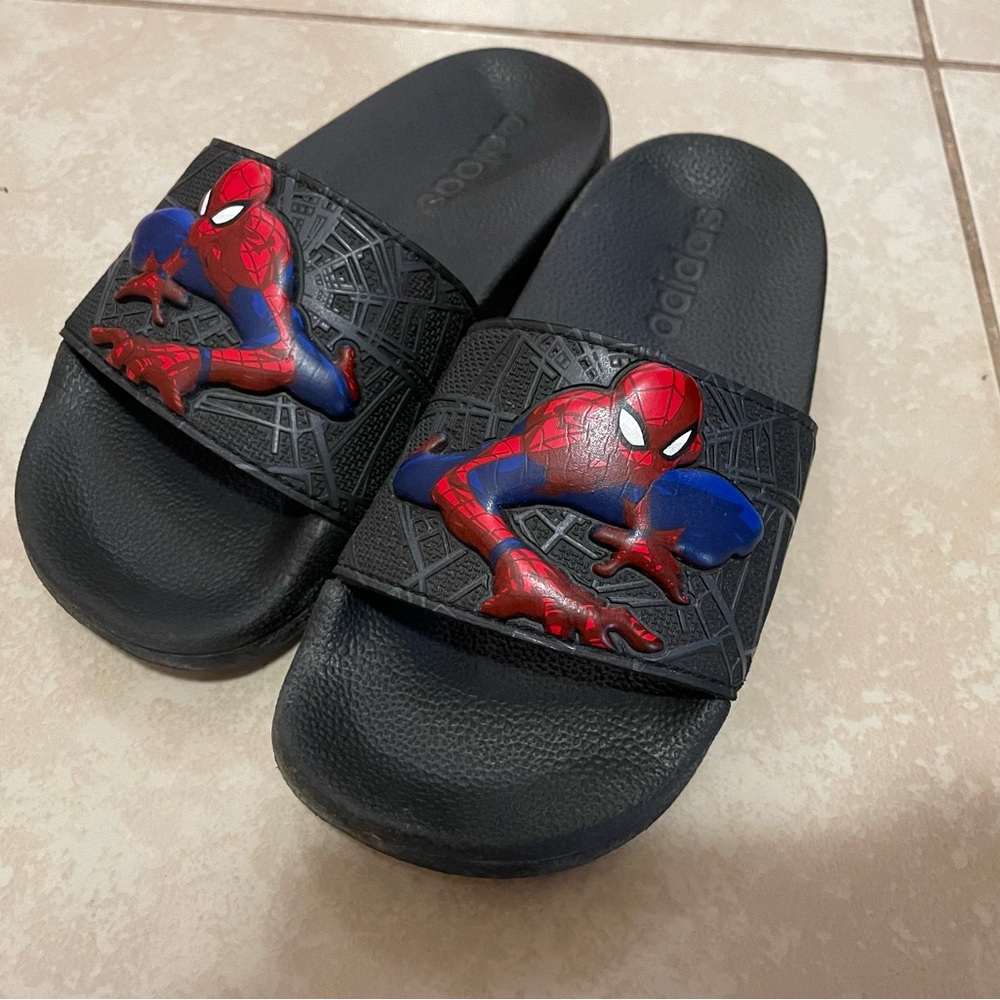Adidas Kids Black and Red Spider-Man adelite Sandals - Picture 1 of 3
